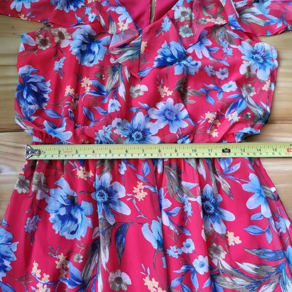 Emma & Michelle Floral Ruffled Cold Shoulder Maxi Dress - Picture 10 of 12